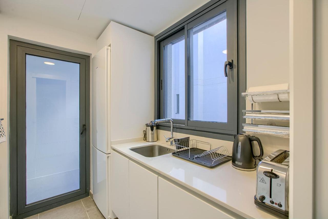 2B2B Deluxe Apartment - Jardines De Cuatro Caminos - Business District - Santiago Bernabeu Madrid Luaran gambar