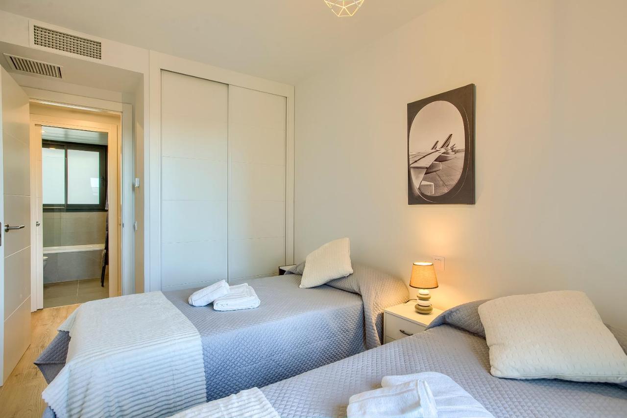 2B2B Deluxe Apartment - Jardines De Cuatro Caminos - Business District - Santiago Bernabeu Madrid Luaran gambar