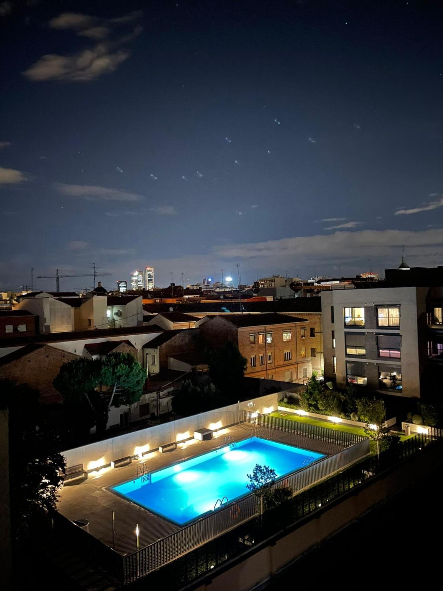 2B2B Deluxe Apartment - Jardines De Cuatro Caminos - Business District - Santiago Bernabeu Madrid Luaran gambar